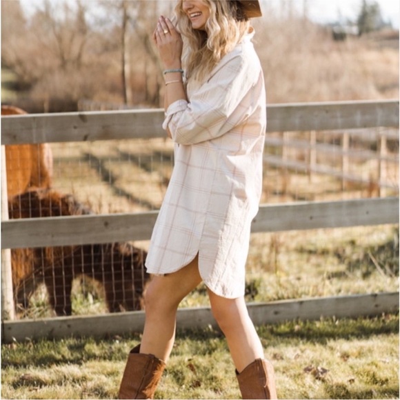 Jackson Rowe | Beau Dress in Sandcastle Plaid - Picture 2 of 10